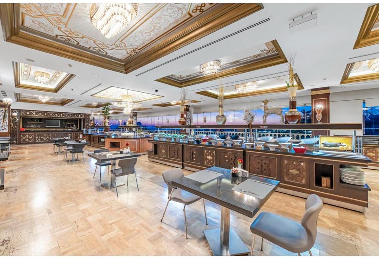Savoy Hotel Spa & Casino Kyrenia  Exteriér fotografie The lounge at the airport